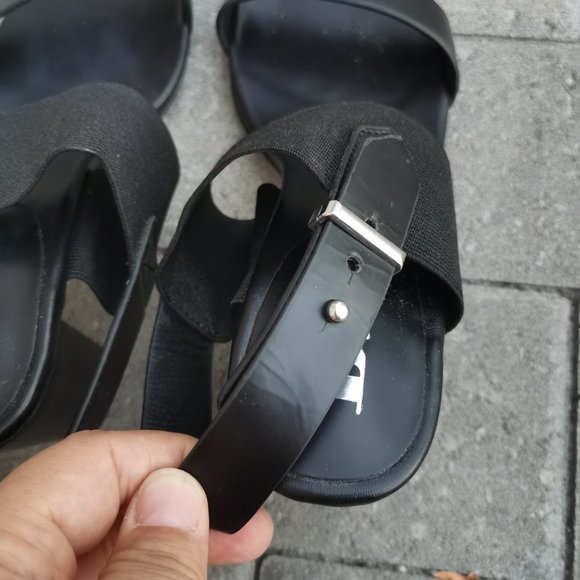 Brown's Black Heeled Sandals - Picture 10 of 11